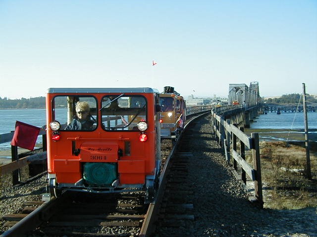 Central Oregon and Pacific Railroad